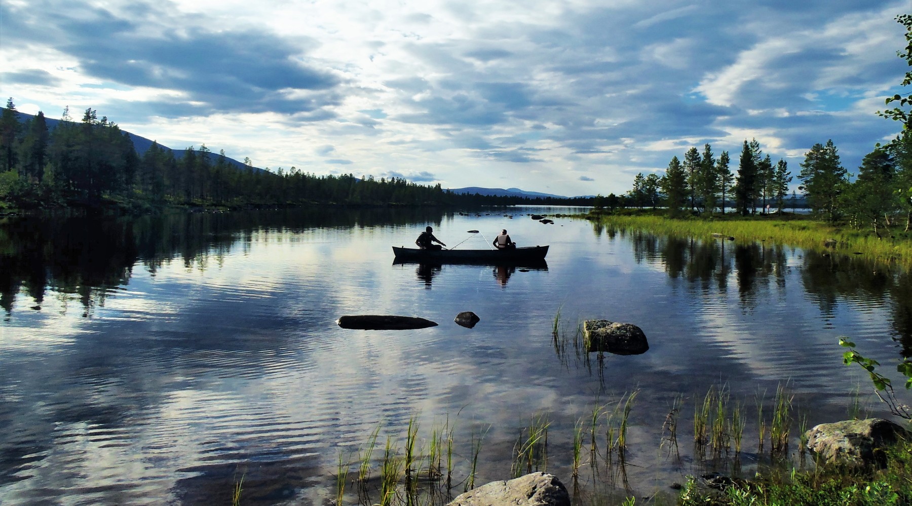 WILDERNESS RETREAT Self Discovery Find Yourself • change WILD!